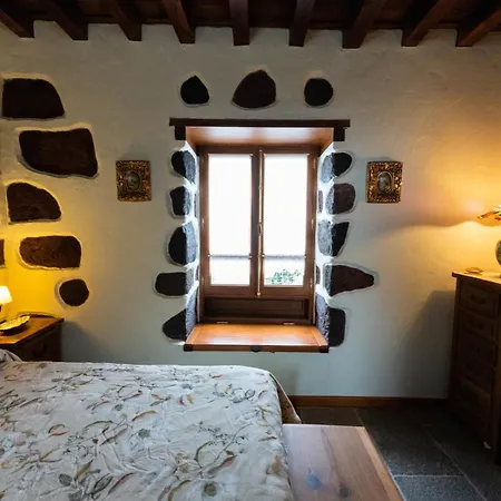 Ancient Historical House Santa Lucia