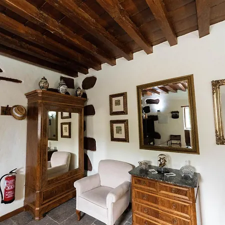 Ancient Historical House * Santa Lucia