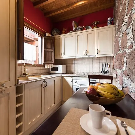 Ancient Historical House Tatil Evi Santa Lucia